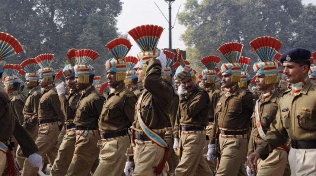 Agniveer Bharti 2025 में 10वीं 12वीं पास युवाओं के मौके